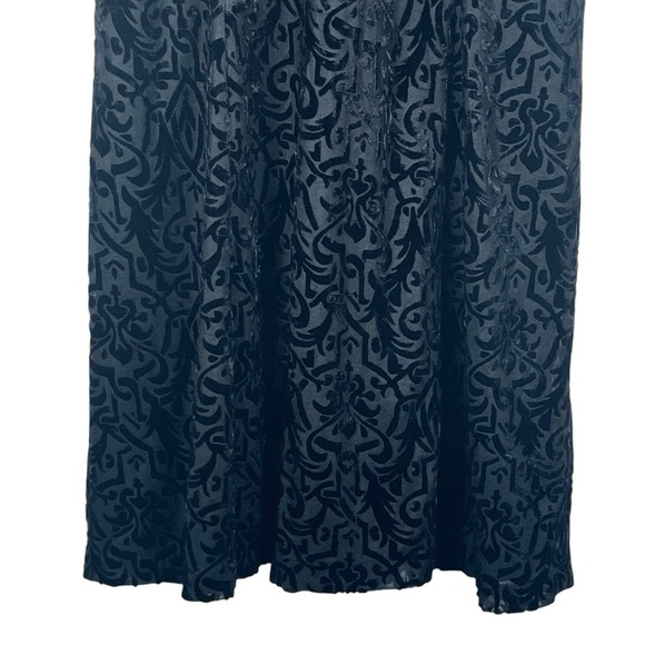New York & Co. Burnout Velvet Black Sleeveless Whimsigoth Dress Size 12 - Picture 6 of 11